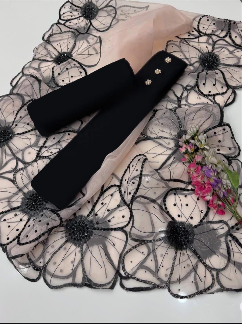 Cutwork Heavy Glitter Oil Paint with katan silk